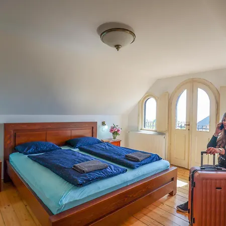 Lakeside Harmony Garden * バラトンフレド